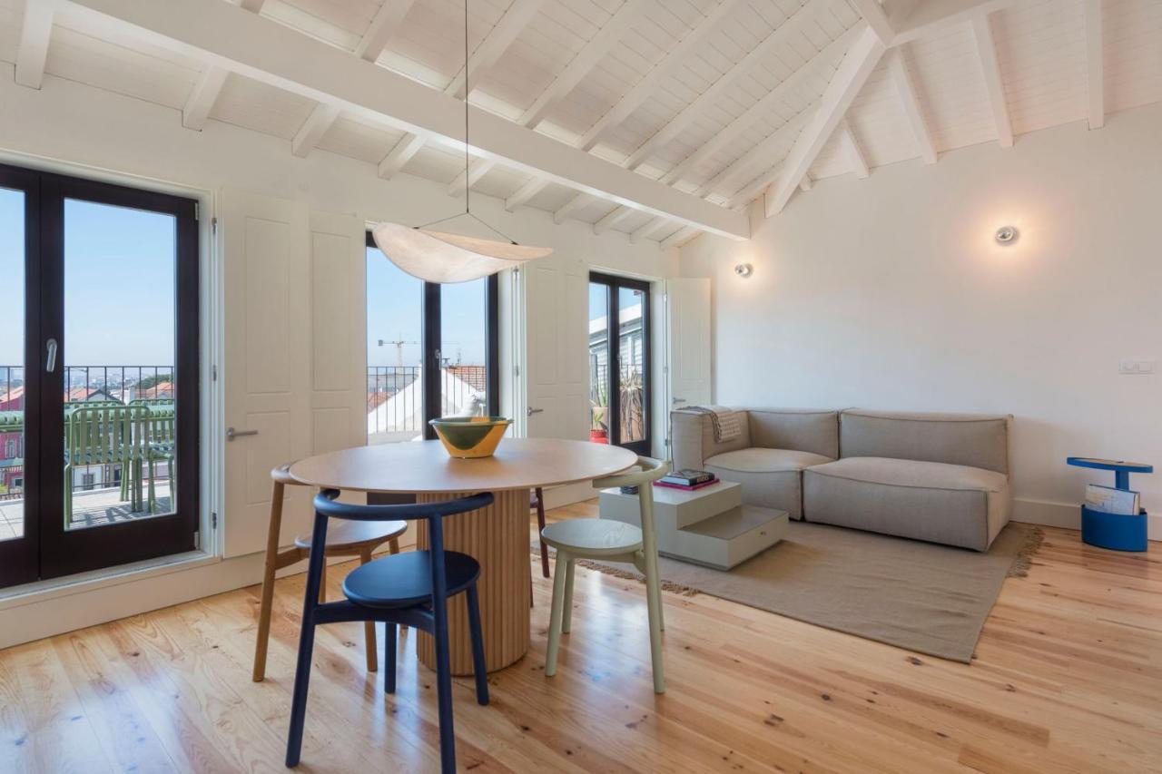 Boavista Penthouse W/ 2 Balconies & Ac By Lovelystay Porto Exterior photo