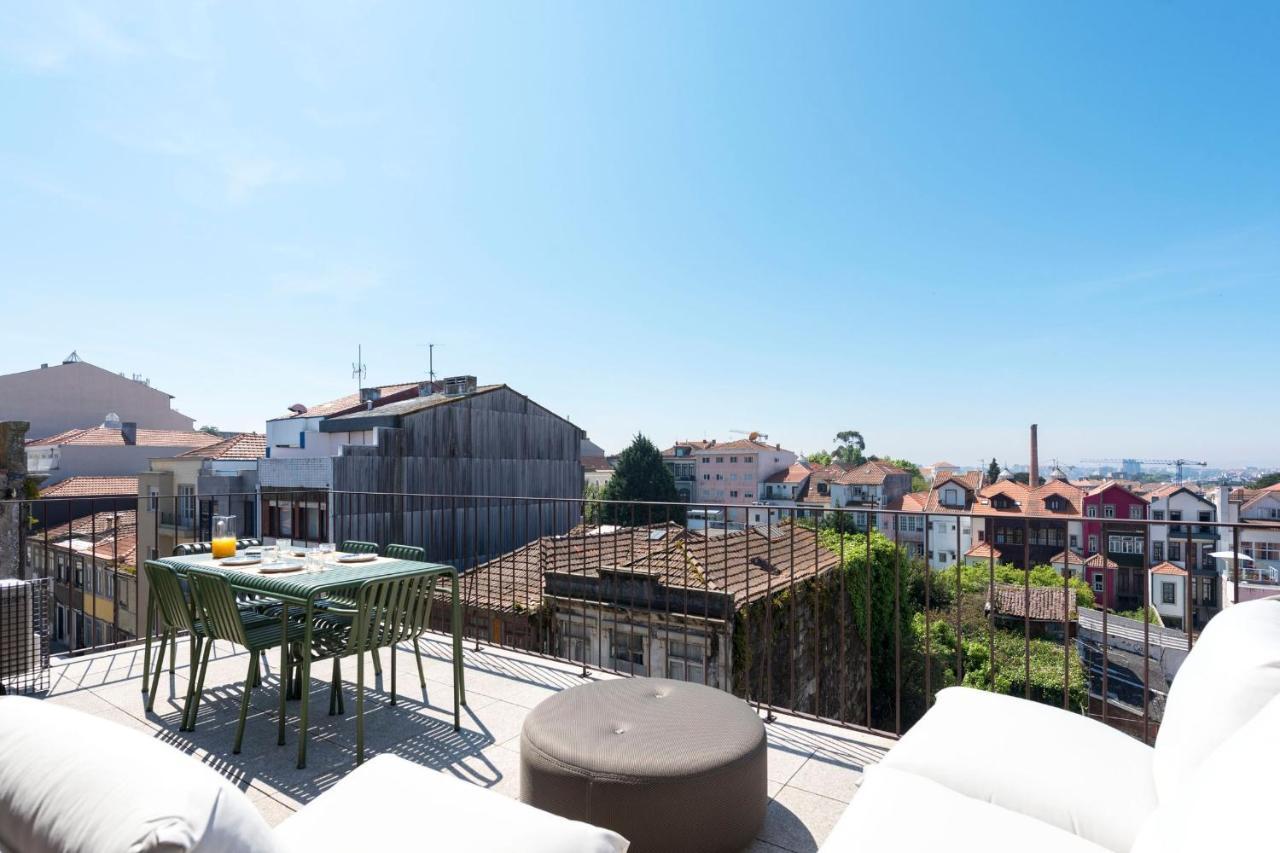 Boavista Penthouse W/ 2 Balconies & Ac By Lovelystay Porto Exterior photo