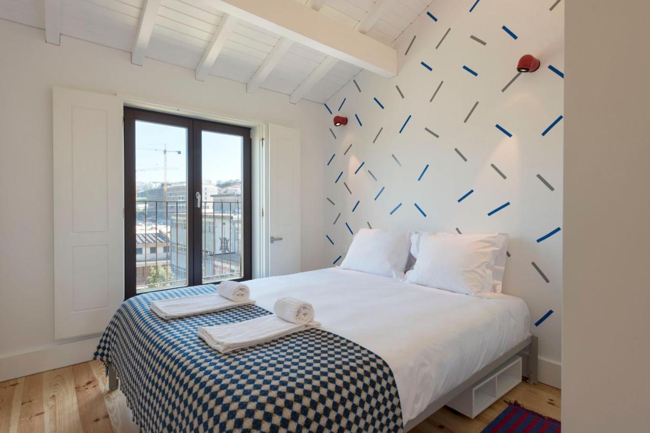 Boavista Penthouse W/ 2 Balconies & Ac By Lovelystay Porto Exterior photo